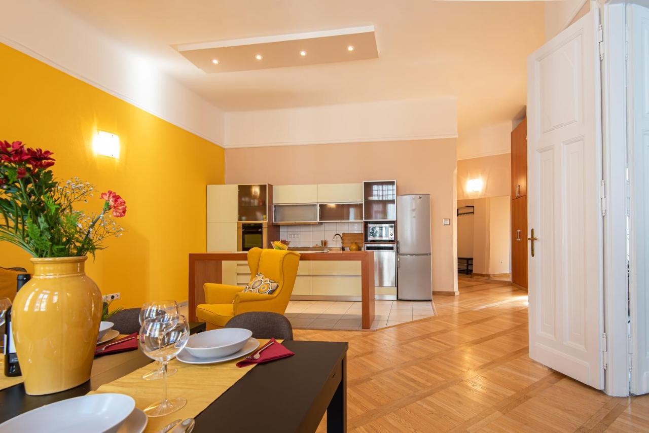 Patrik'S Budapest Center Apartment Екстер'єр фото