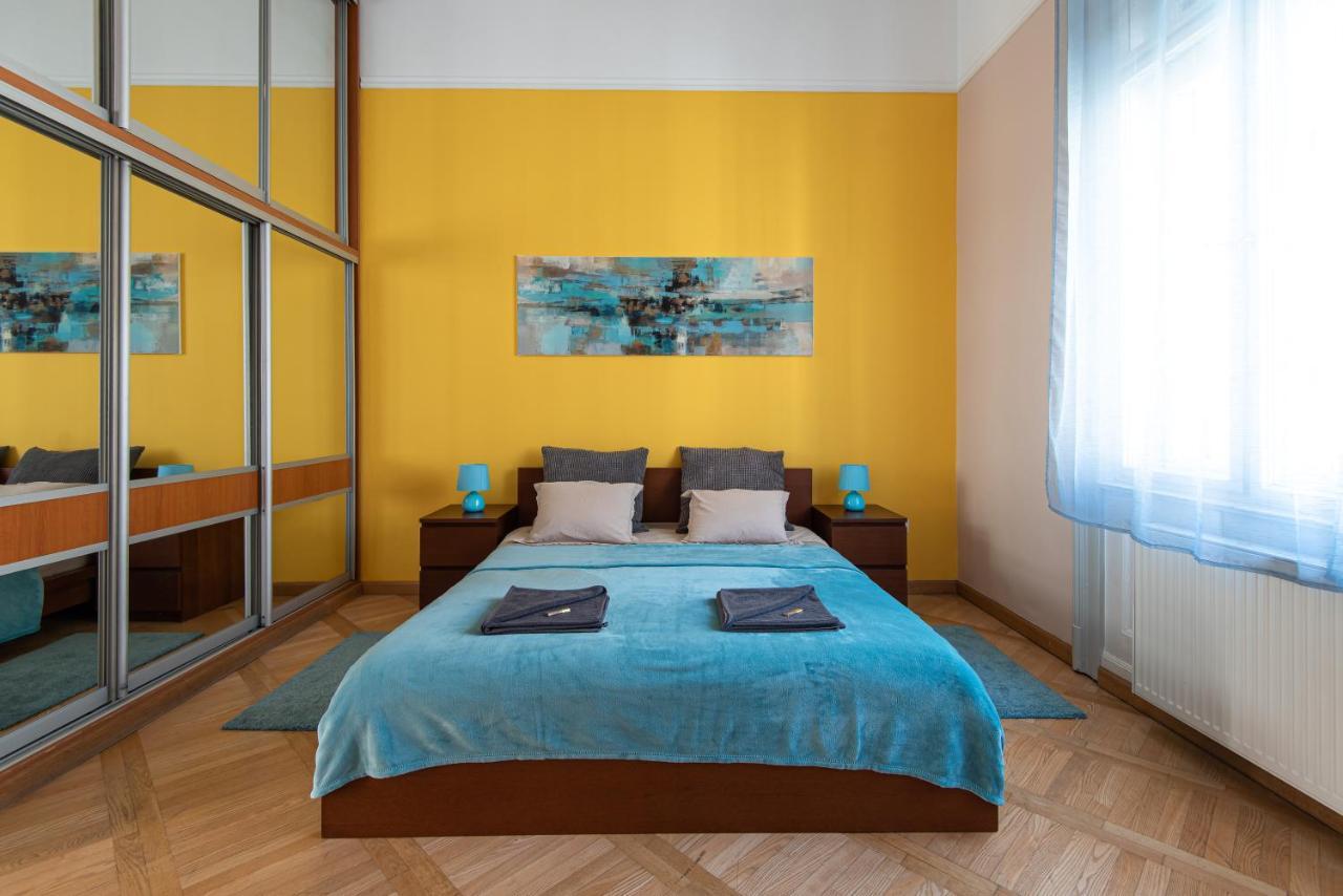 Patrik'S Budapest Center Apartment Екстер'єр фото