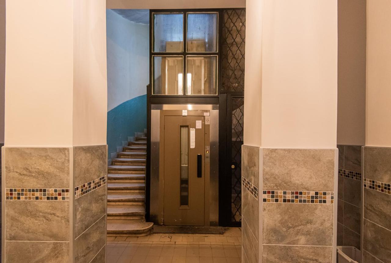 Patrik'S Budapest Center Apartment Екстер'єр фото