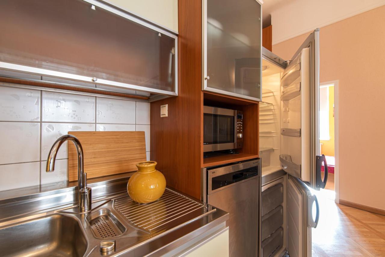 Patrik'S Budapest Center Apartment Екстер'єр фото