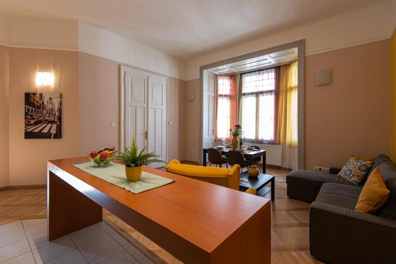 Patrik'S Budapest Center Apartment Екстер'єр фото